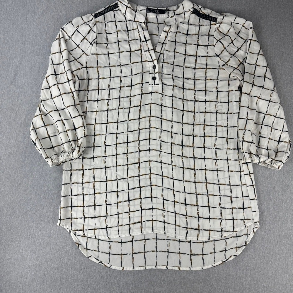 Cure. Grid Print Blouse Womens Small White Black Gold Excellent Crochet Accent